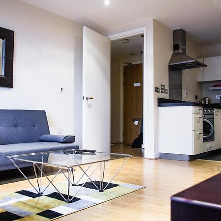 Canary Wharf Retreat - Serviced Apartments ลอนดอน ภายนอก รูปภาพ