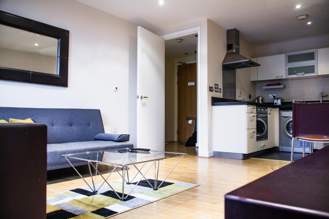 Canary Wharf Retreat - Serviced Apartments ลอนดอน ภายนอก รูปภาพ