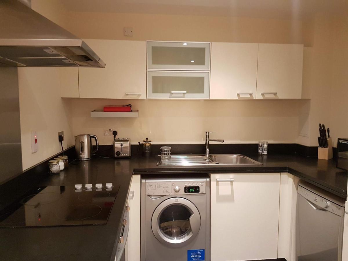 Canary Wharf Retreat - Serviced Apartments ลอนดอน ภายนอก รูปภาพ